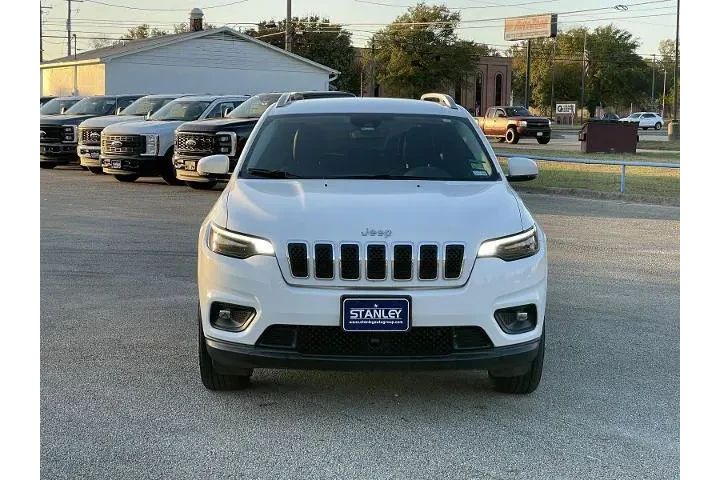$17495 : Jeep Cherokee 2021 4x4 Latit image 2