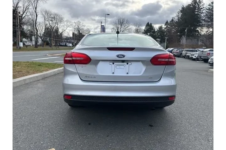$8995 : Ford Focus 2016 SE 4dr Sedan image 8
