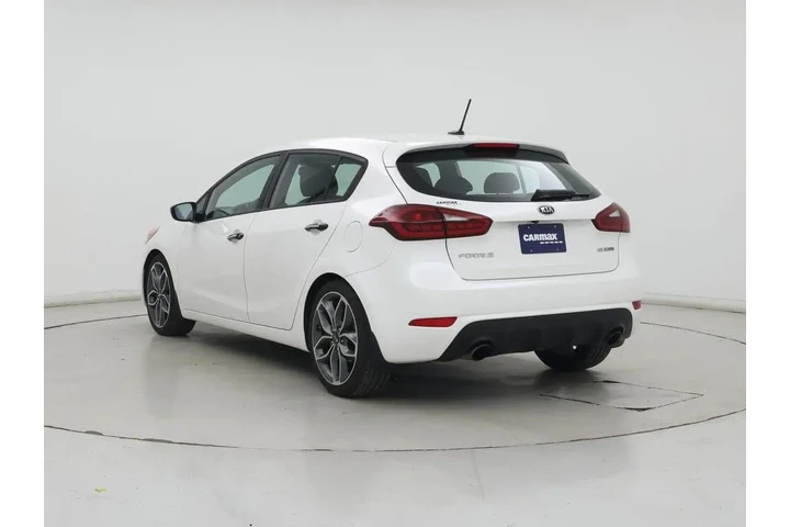 $16998 : Kia Forte5 2016 SX 4dr Hatch image 2