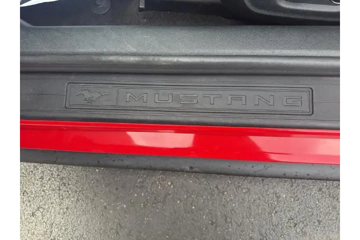 $17995 : Ford Mustang 2016 V6 2dr Con image 9