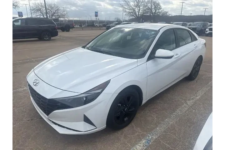 $18395 : Hyundai ELANTRA 2023 SEL 4dr image 8