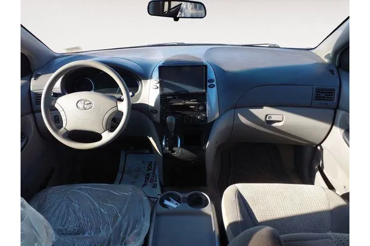 $6961 : Toyota Sienna 2006 AWD LE 7- image 10