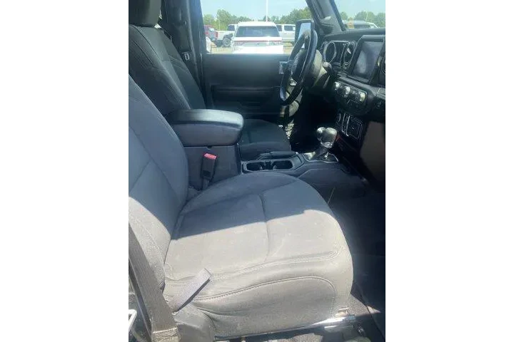 $28987 : Jeep Wrangler Unlimited 2021 image 9