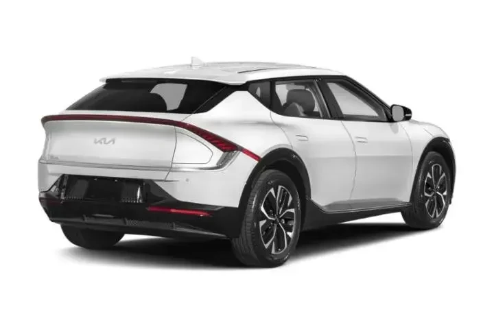 $27484 : Kia EV6 2024 AWD Wind 4dr Cr image 3