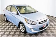 PRE-OWNED 2013 HYUNDAI ACCENT en Madison WV