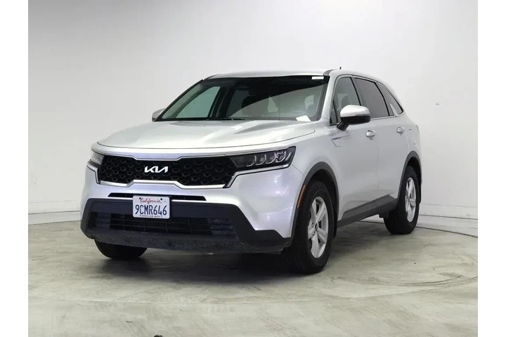 $22998 : Kia Sorento 2022 LX 4dr SUV image 4