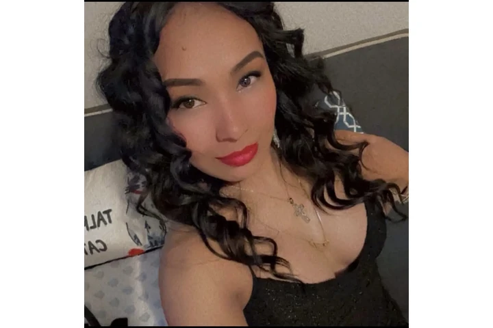 Lady Bell Gardens2137757865 image 1