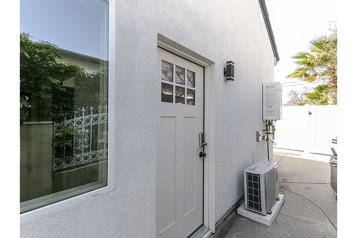 $1265 : A PLACE TO CALL YOUR OWN image 2