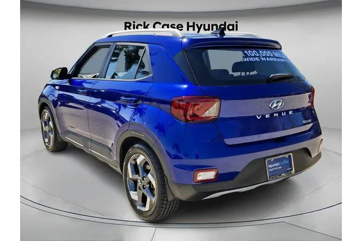 $15548 : Hyundai VENUE 2022 Limited 4 image 7
