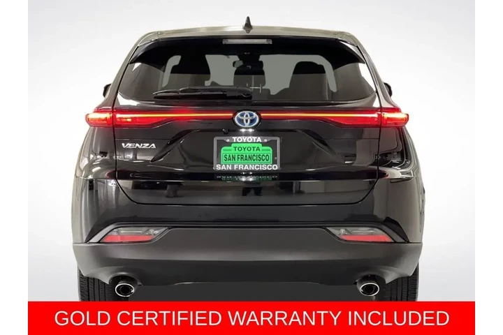 $32388 : Gold Certified2023 Venza LE image 4