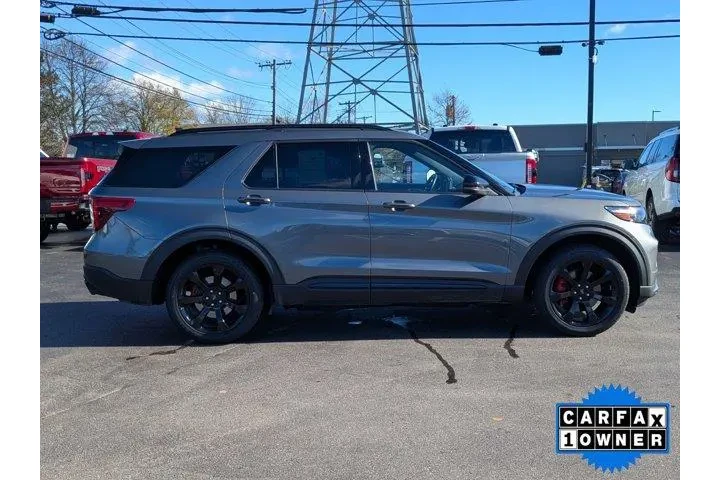 $38189 : Ford Explorer 2022 AWD ST 4d image 2