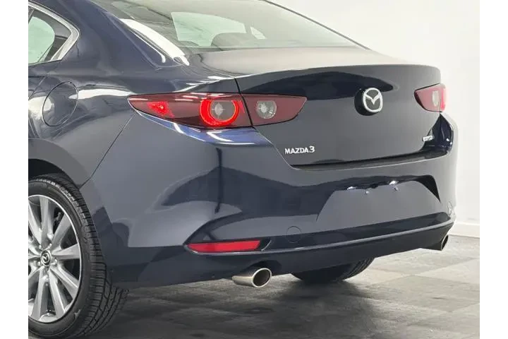 $21500 : Mazda Mazda3 Sedan 2023 2.5 image 7