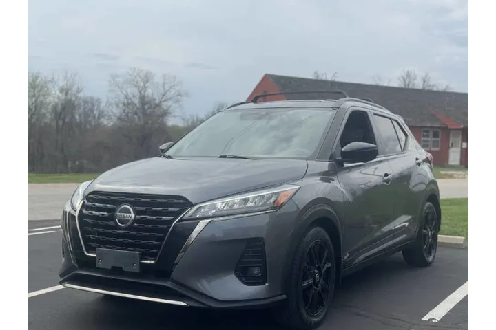 $10999 : 2021 Kicks SR image 3