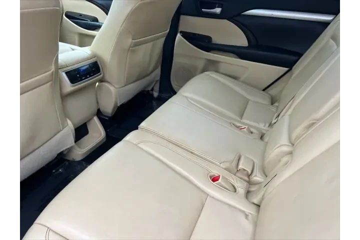 $12799 : Toyota Highlander 2015 AWD X image 5