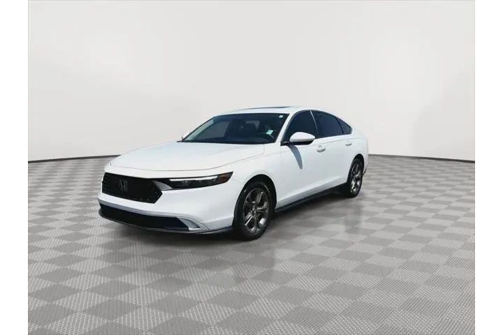 $27500 : Honda Accord 2024 EX 4dr Sed image 4