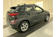 $22195 : Hyundai KONA 2023 AWD SEL 4d thumbnail