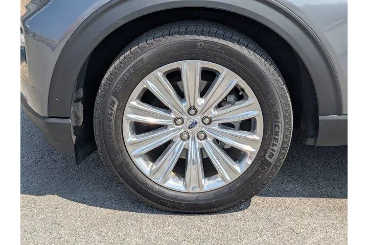 $37999 : Ford Explorer 2024 AWD Limit image 10