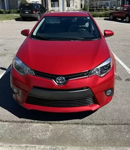 $9000 : 2016 COROLLA LE PLUS image 4