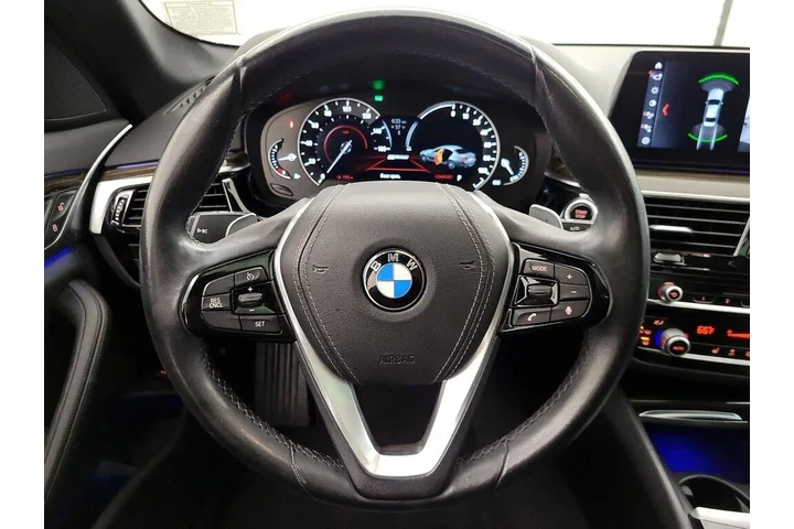 $20998 : BMW 5 Series 2018 530e iPerf image 10