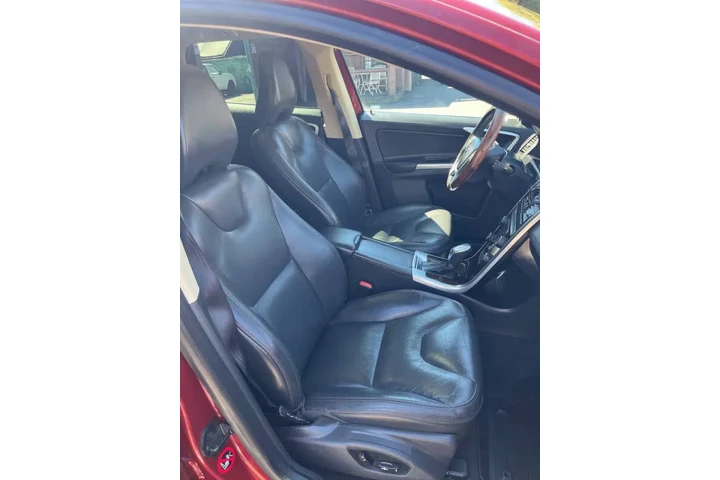 $10995 : 2013 XC60 T6 image 10