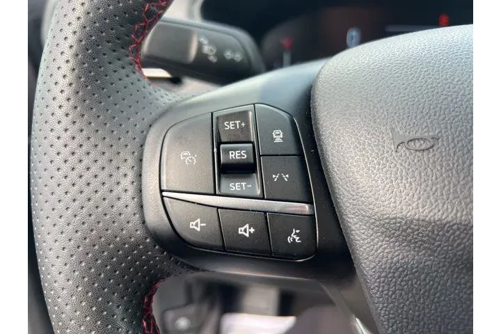 $21912 : Ford Escape 2023 AWD ST-Line image 9