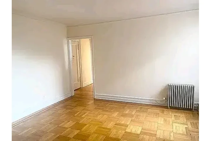 $1100 : House for rent image 6