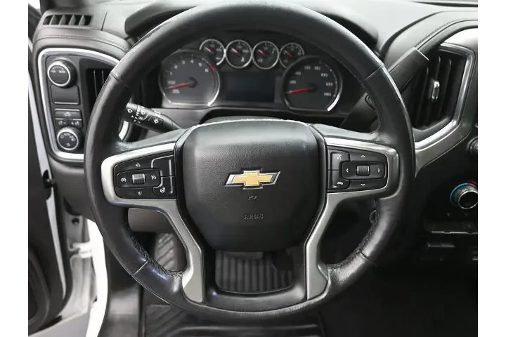 $25087 : Chevrolet Silverado 1500 202 image 3