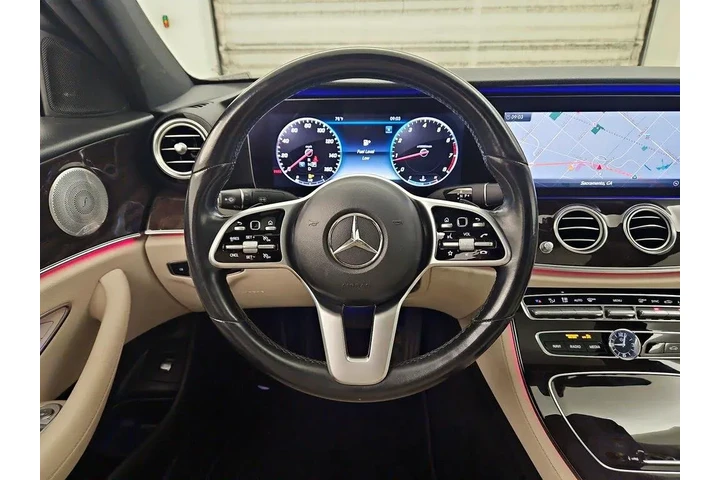 $27998 : Mercedes-Benz E-Class 2020 E image 10