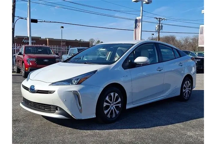 $26142 : Toyota Prius 2022 AWD Nights image 3