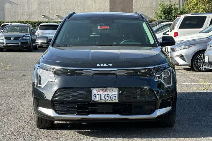 $20420 : Kia Niro EV 2024 Wind 4dr Cr image 6