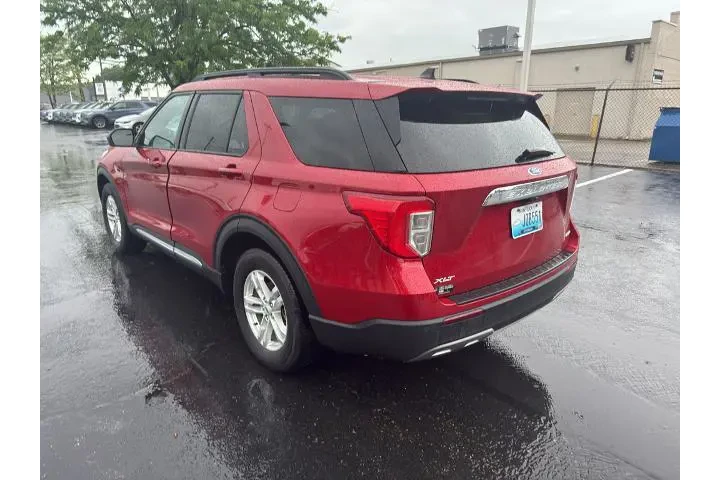 $26765 : Ford Explorer 2023 AWD XLT 4 image 6
