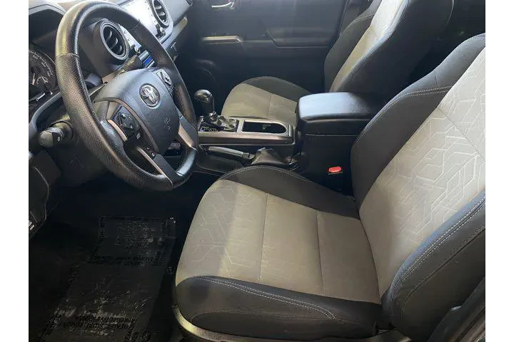 $34991 : Toyota Tacoma 2023 4x4 TRD P image 9