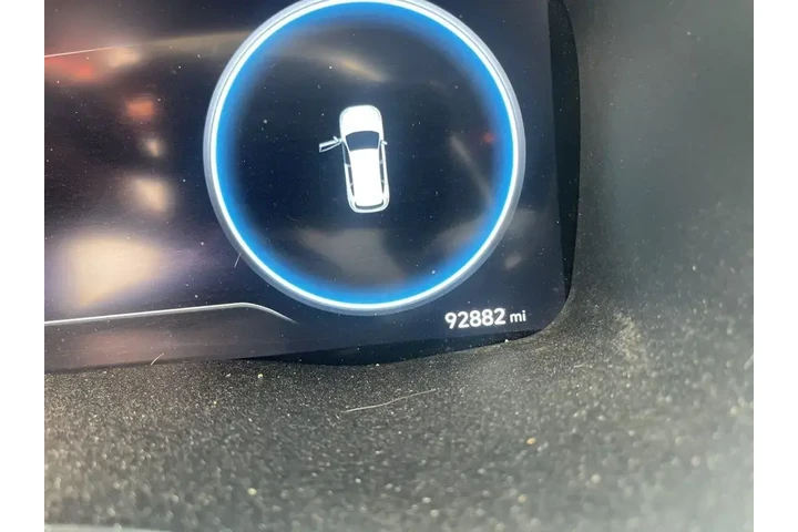 $18995 : Hyundai SANTA FE 2022 AWD SE image 4