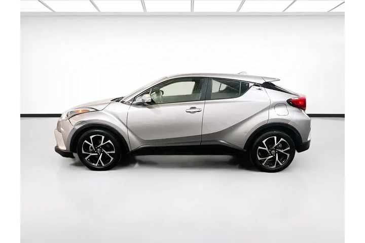 $17250 : Toyota C-HR 2019 XLE 4dr Cro image 5