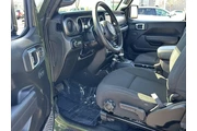 $30996 : 2022 Wrangler Willys thumbnail
