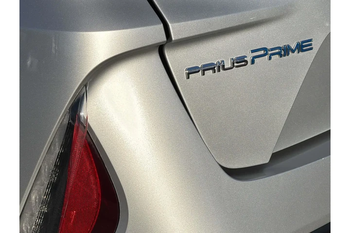 $22580 : Toyota Prius Prime 2021 LE 4 image 6