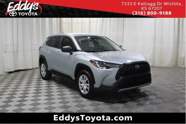 $26798 : Toyota Corolla Cross 2024 AW image 1