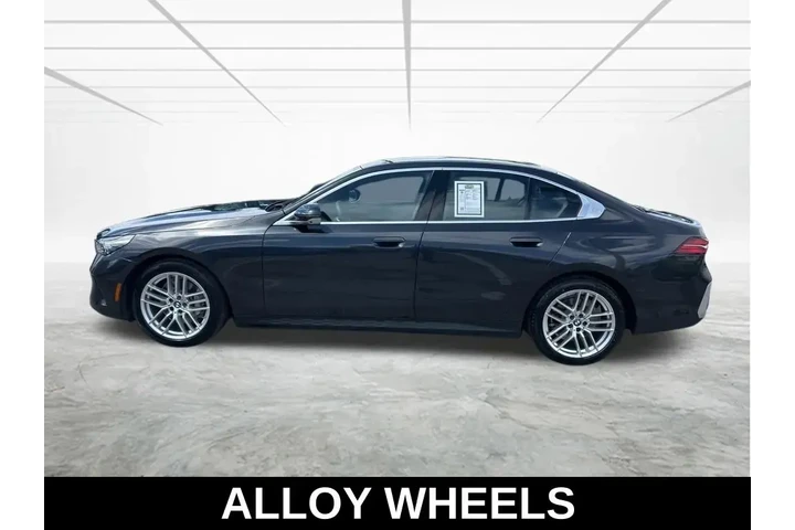 $38320 : BMW 5 Series 2025 530i 4dr S image 8