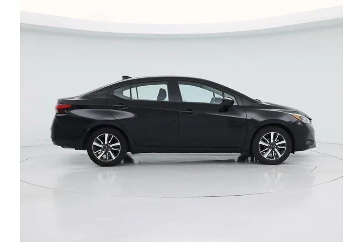 $18998 : Nissan Versa 2025 SV 4dr Sed image 7