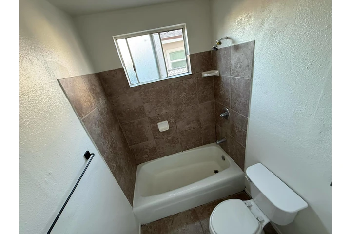 $1750 : Bienvenido a tu nuevo hogar image 9