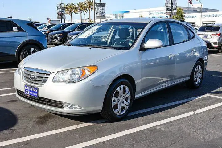 $6299 : Hyundai ELANTRA 2010 GLS 4dr image 3