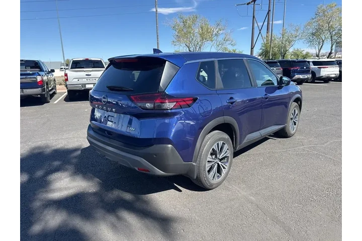 $22649 : Nissan Rogue 2023 SV 4dr Cro image 8