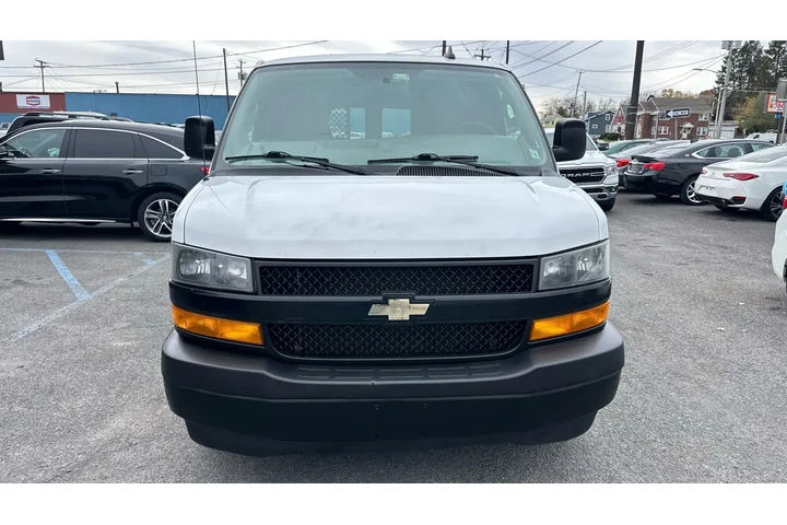 $14488 : 2018 Express image 2