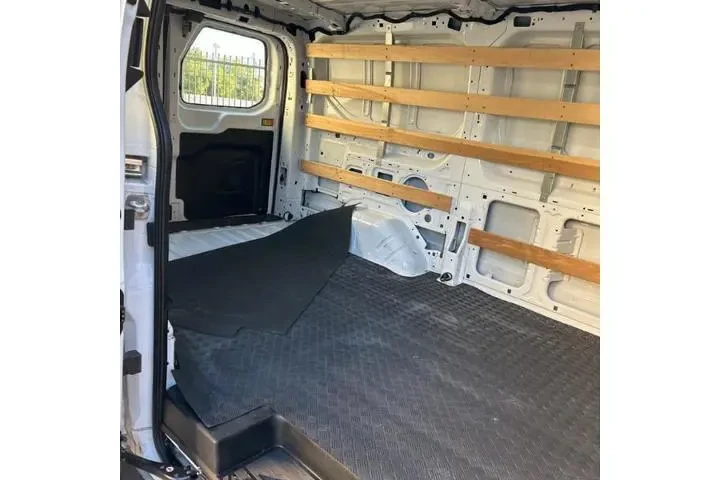 $34000 : Ford Transit 2023 250 3dr LW image 3