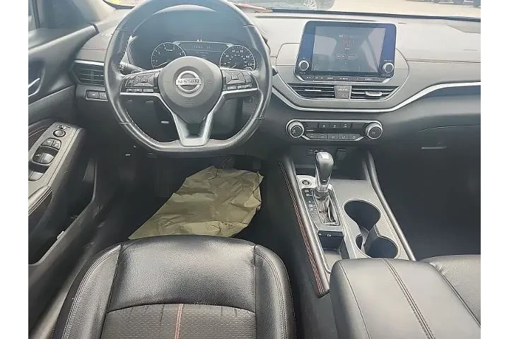 $17999 : Nissan Altima 2021 2.5 SR 4d image 6