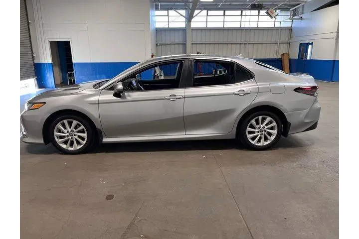 $22949 : Toyota Camry 2023 LE 4dr Sed image 6