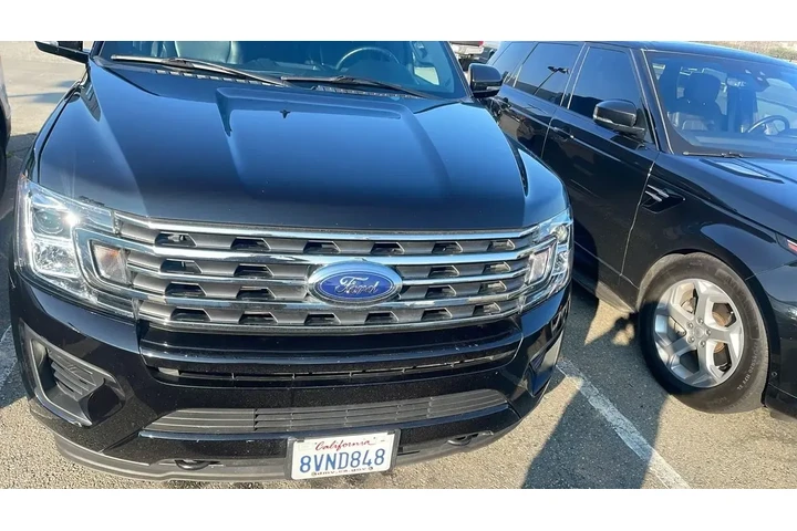 $35950 : Ford Expedition 2021 4x4 XLT image 3