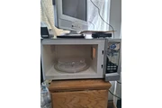 $40 : Frigo bar y microwave. thumbnail