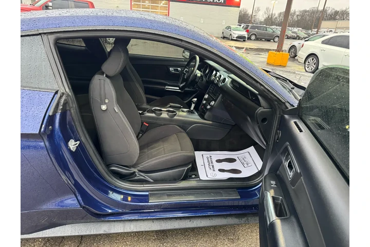 $10980 : 2018 Mustang EcoBoost Fastback image 8