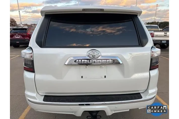 $39938 : Toyota 4Runner 2020 AWD Limi image 9
